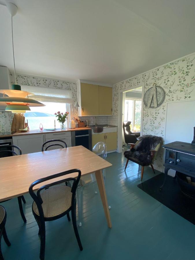 Unique And Charming Holiday Home With Fantastic Sea Views Tromsø Exteriör bild